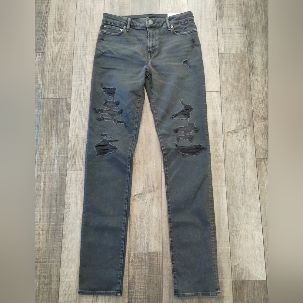 Women's Distressed Black Jeans
